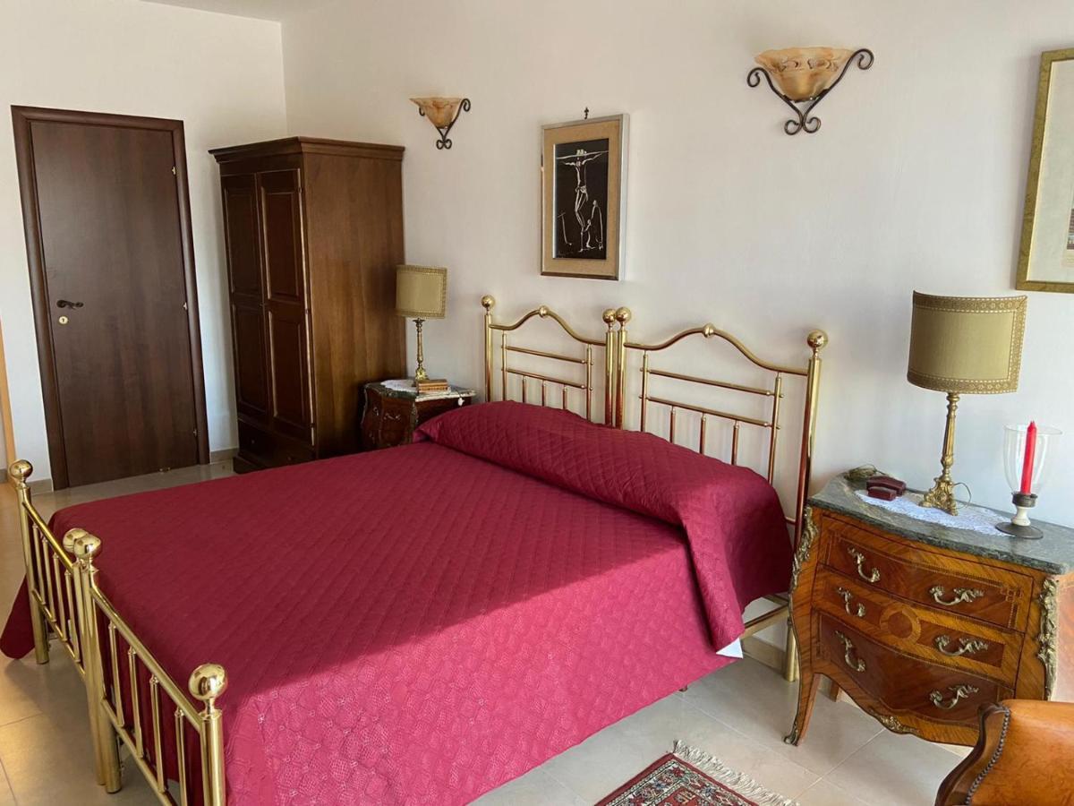 B&B Larazzo Lecce Bagian luar foto